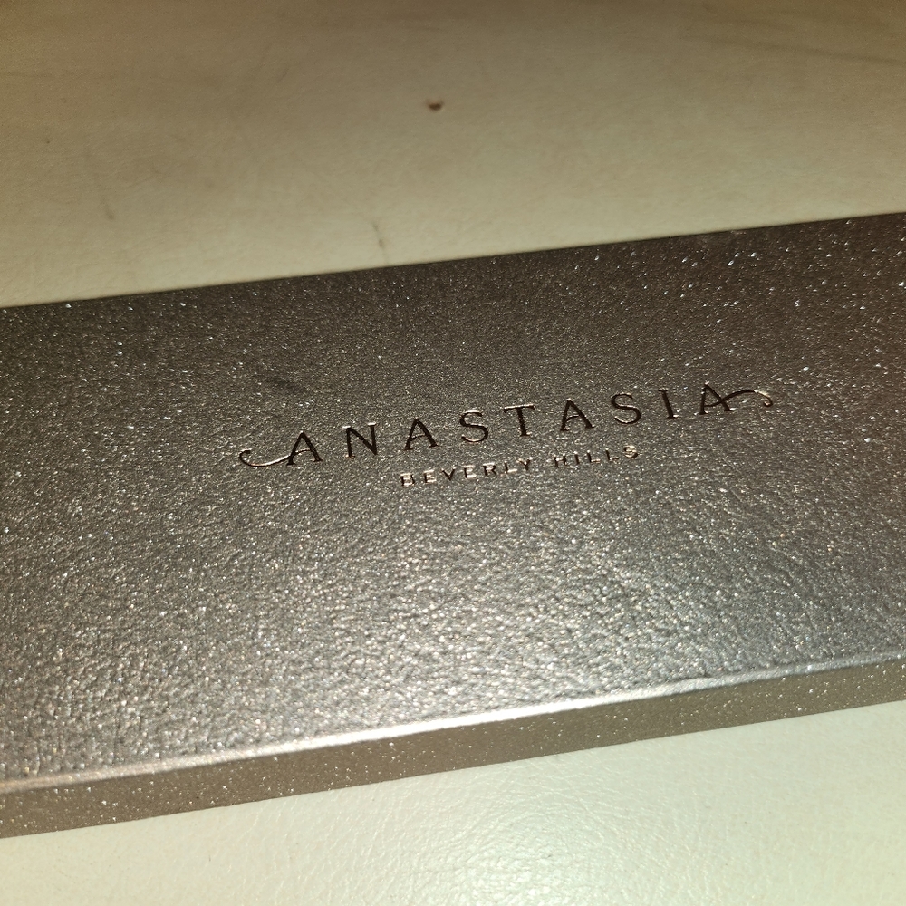 Anastasia beverly hills